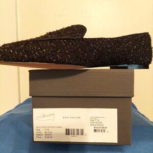 NIB Ann Taylor "Molly" Tweed Nip Toe Black Loafers size 7.5M
